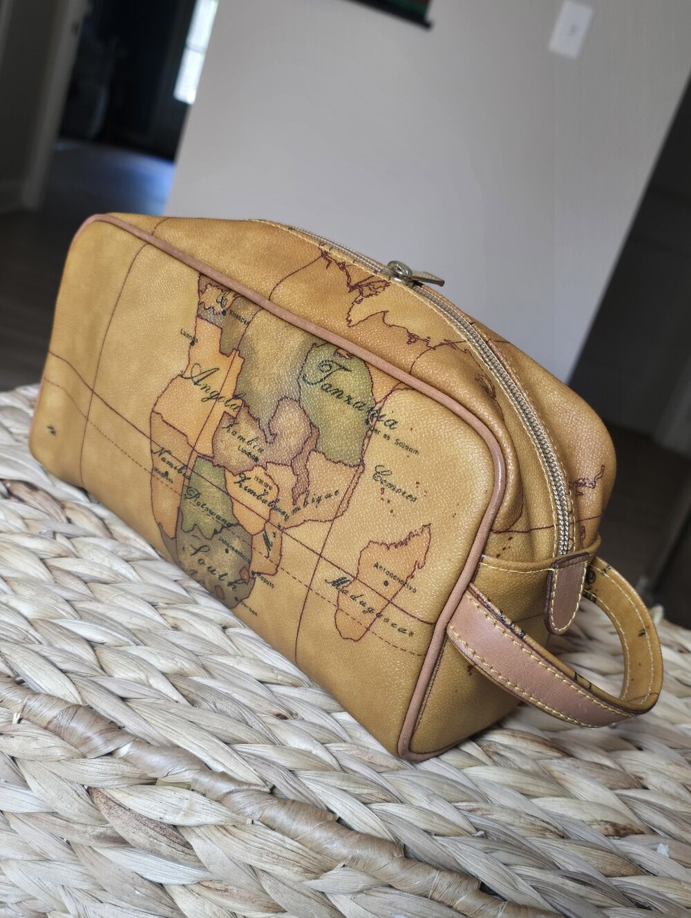 Authentic Alviero Martini Leather Travel Toiletry Bag